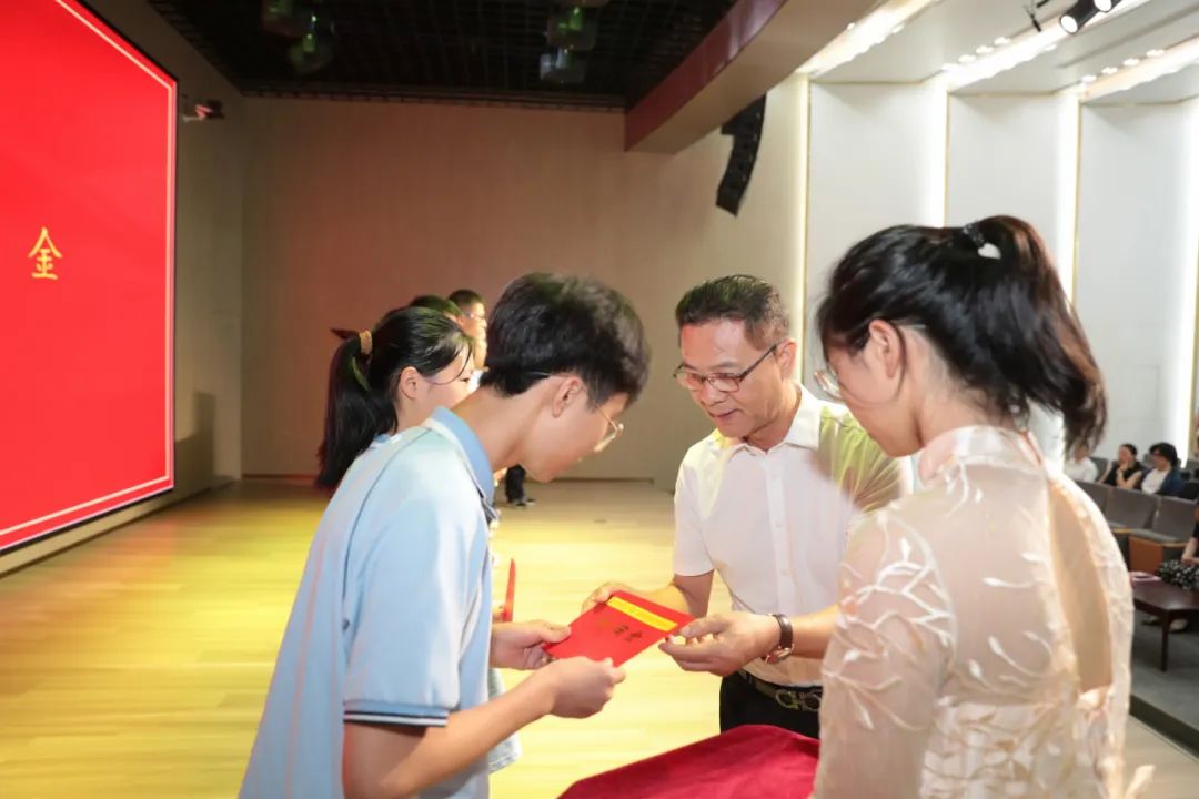 万利官网(中国集团)唯一官方网站